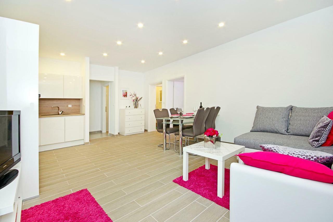 Apartment Mira มาคาร์สกา ภายนอก รูปภาพ