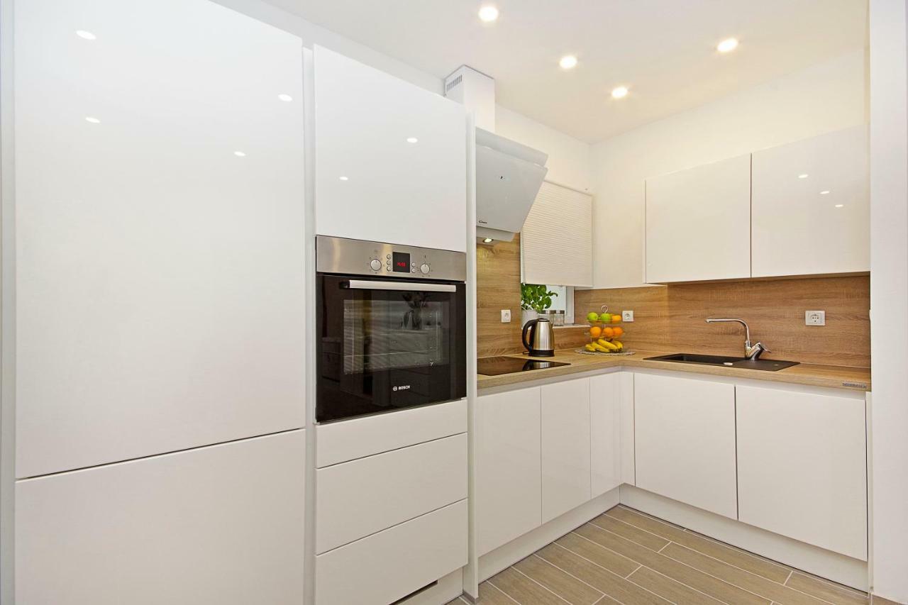 Apartment Mira มาคาร์สกา ภายนอก รูปภาพ