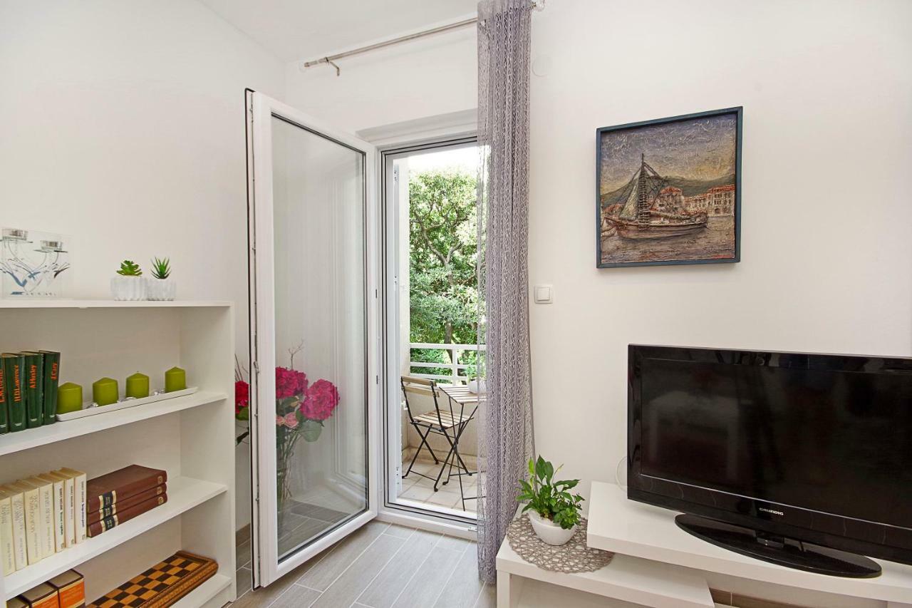 Apartment Mira มาคาร์สกา ภายนอก รูปภาพ