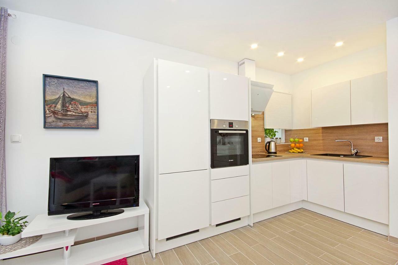 Apartment Mira มาคาร์สกา ภายนอก รูปภาพ